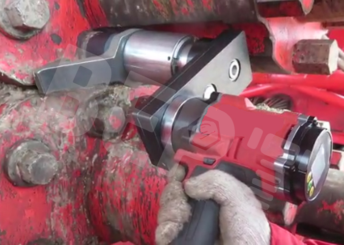 锂电数显扭矩扳手(OFFSET)-油田防喷器法兰螺栓紧固拆松